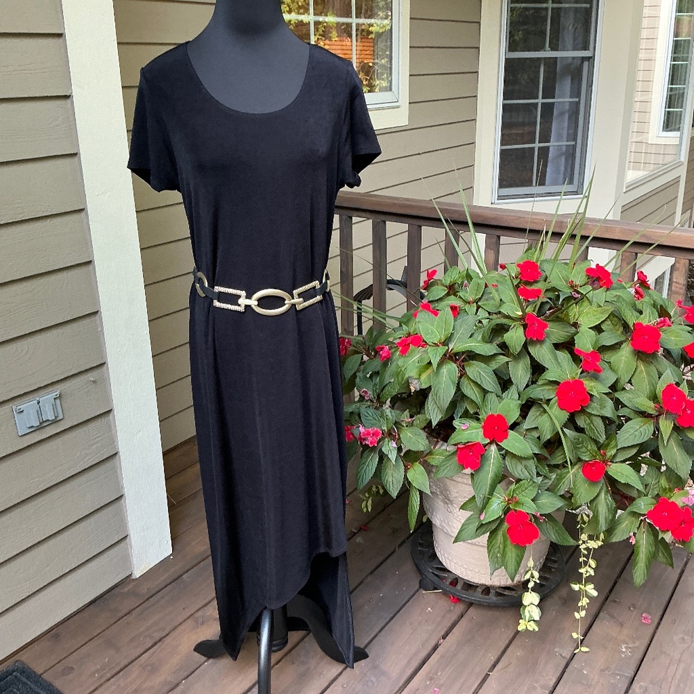 CHICO’S Travelers Maxi Short Sleeved Dress with Slanted Hem Black Size 1 M